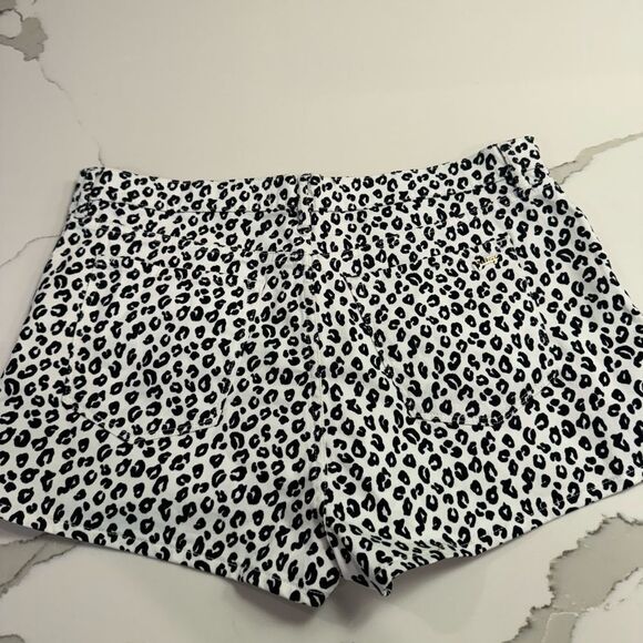 Juicy Couture Leopard shorts size 32 - Picture 2 of 7